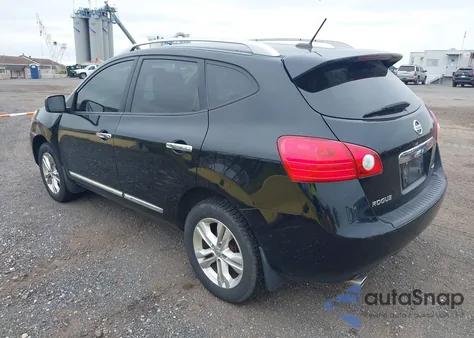 2013 Nissan Rogue Sv z USA, uszkodzony, nr VIN JN8AS5MV9DW618829